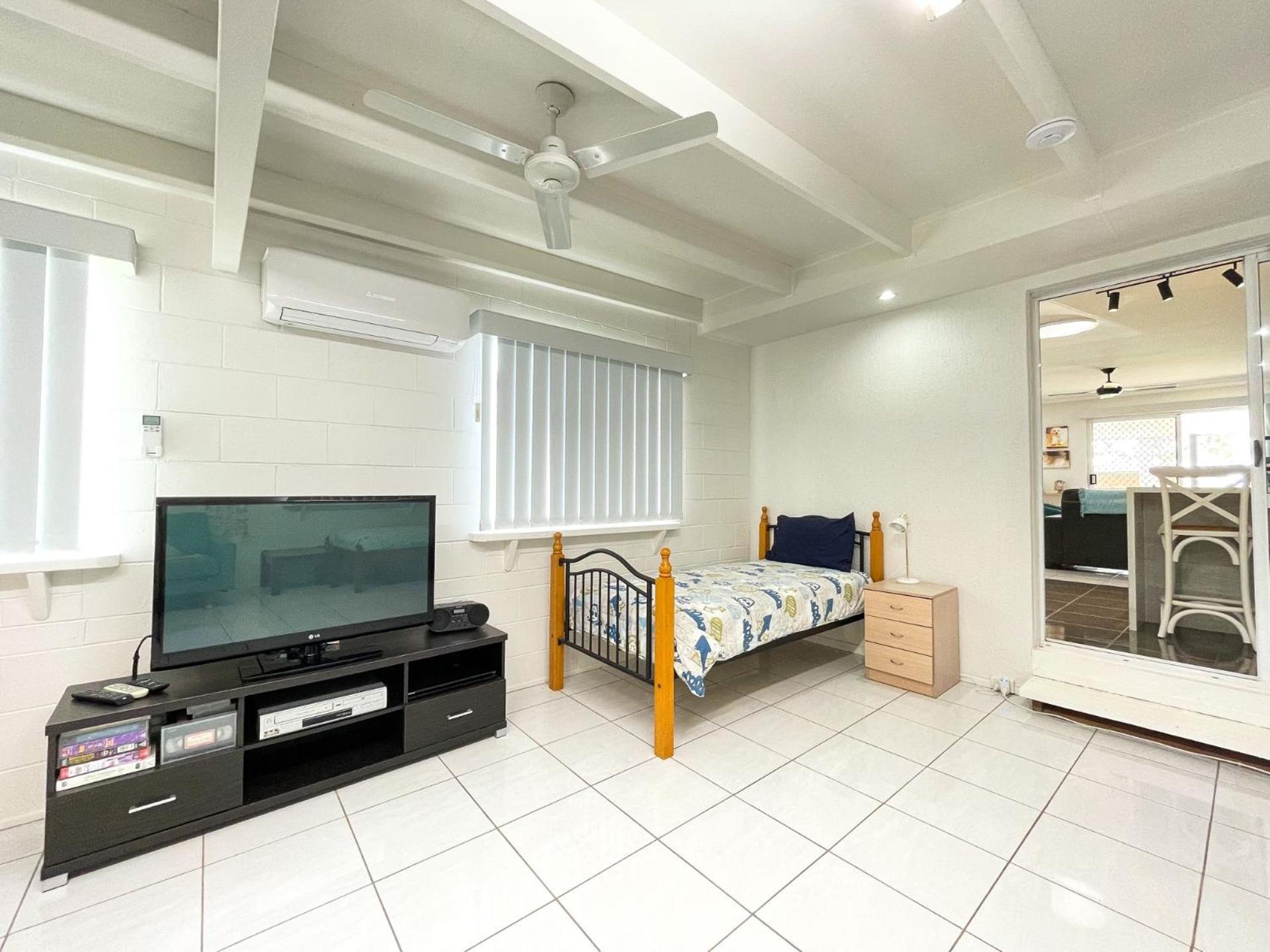 Beach House On Burrum- Close To Beach- 3Br- Wifi-Foxtel Woodgate Exterior foto