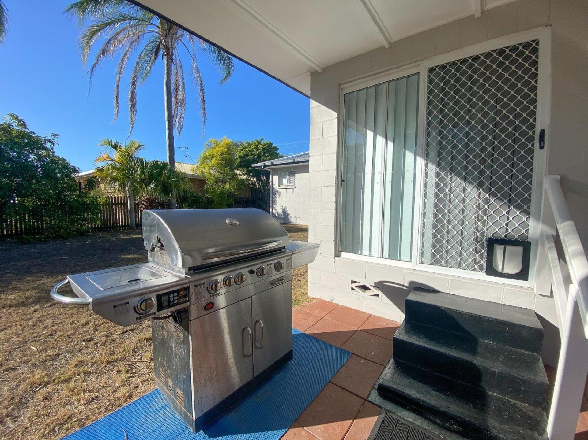 Beach House On Burrum- Close To Beach- 3Br- Wifi-Foxtel Woodgate Exterior foto